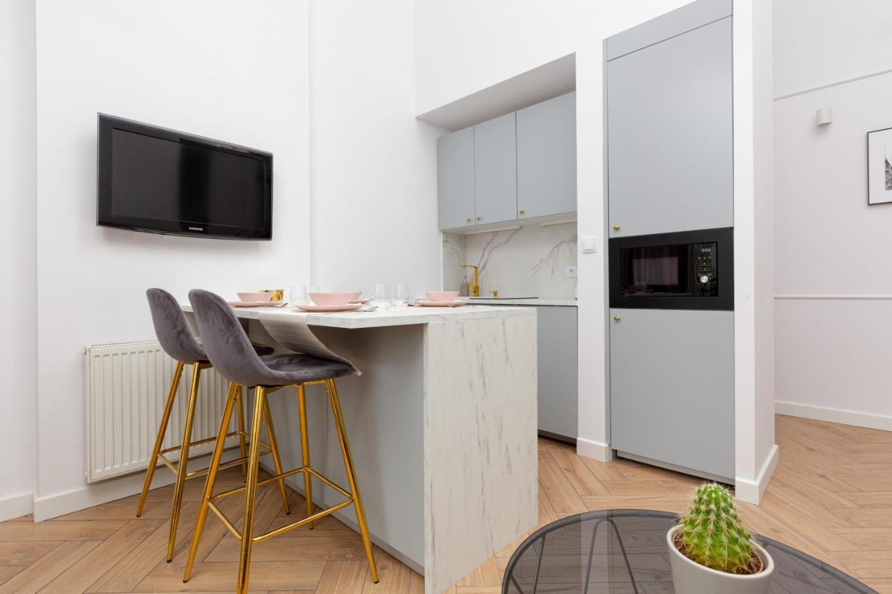 Praga Center Apartments By Noclegi Renters Warsaw Exterior photo