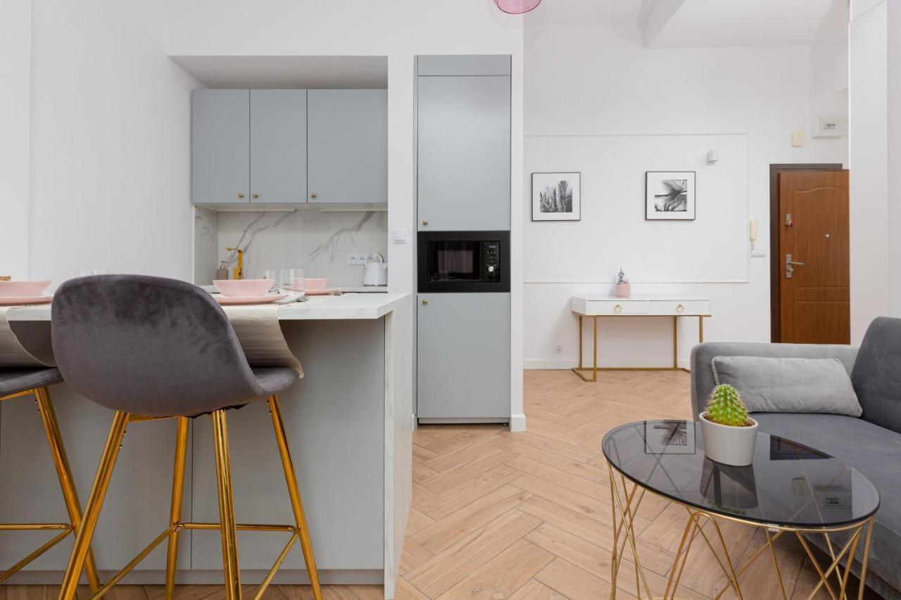 Praga Center Apartments By Noclegi Renters Warsaw Exterior photo